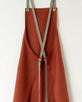 Crossback Linen Apron - Cinnamon