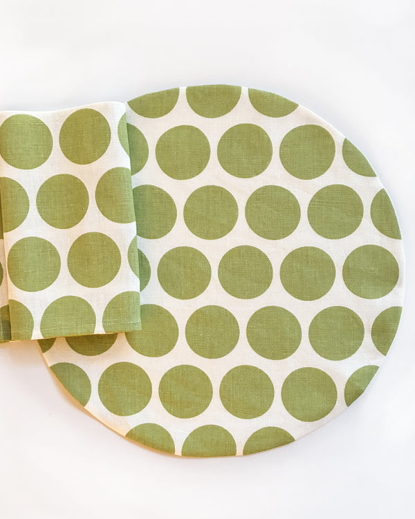 Dot Placemat in Leaf