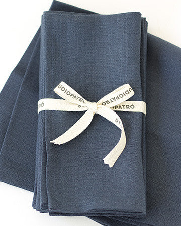 Atlas Kitchen GRAYISH BLUE Dinner Napkins Cloth 18x18 Bulk 100% Natura –  Ameritex Linen